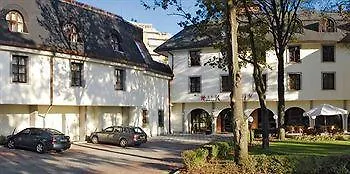 Hotel Na Zamecku Praga 4*,  Czechy