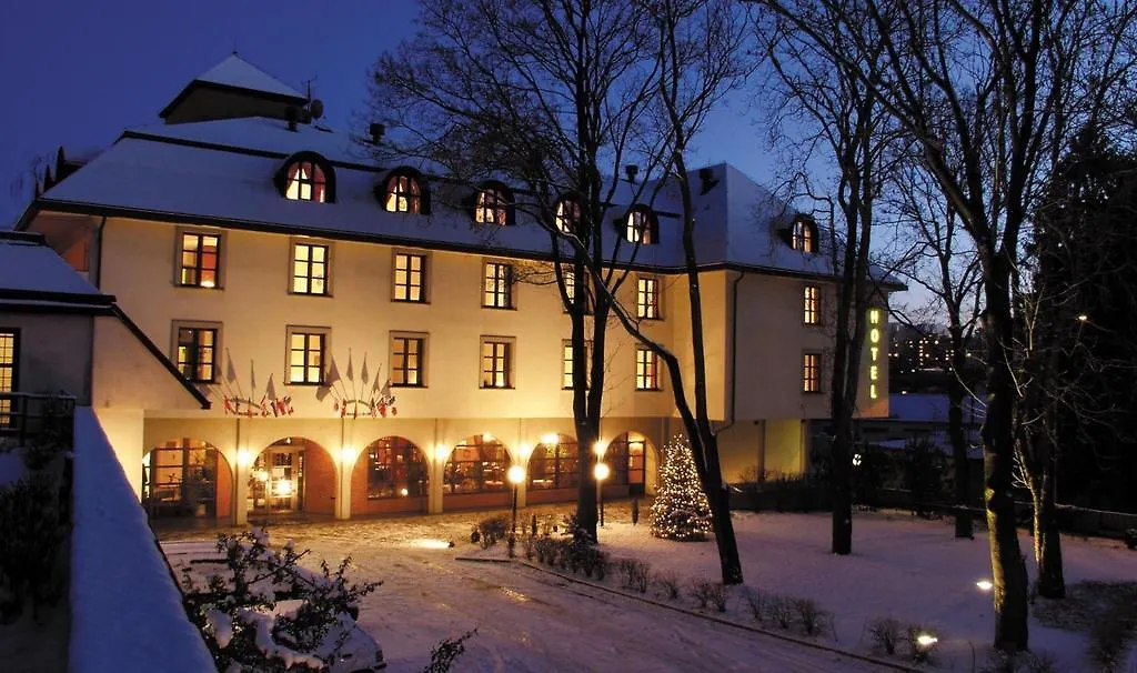 Hotel Na Zamecku Praga